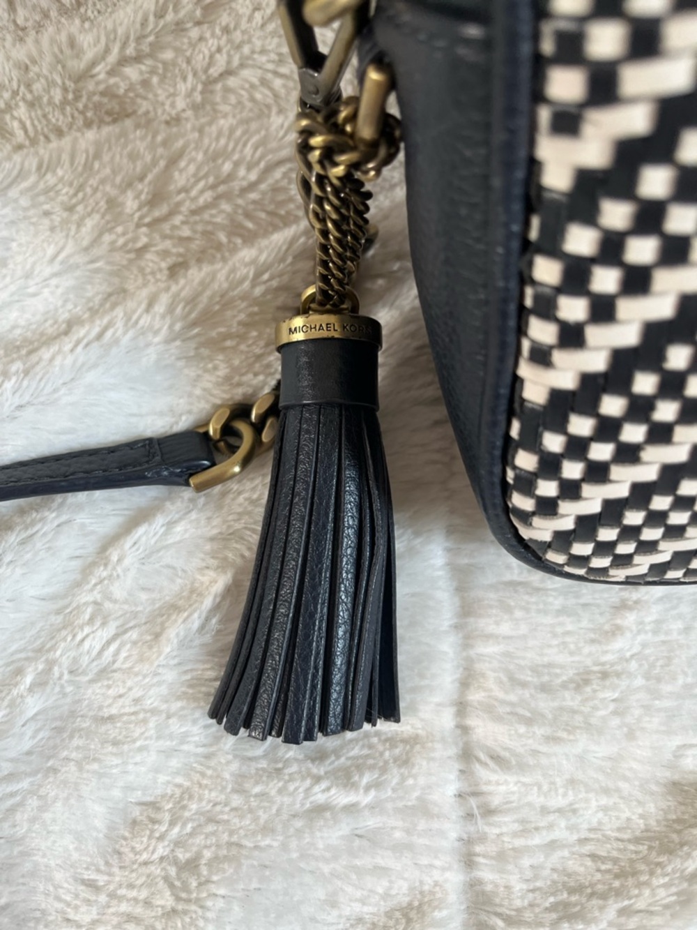Michael Kors Black and White Woven Chevron Crossbody - Picture 4 of 5